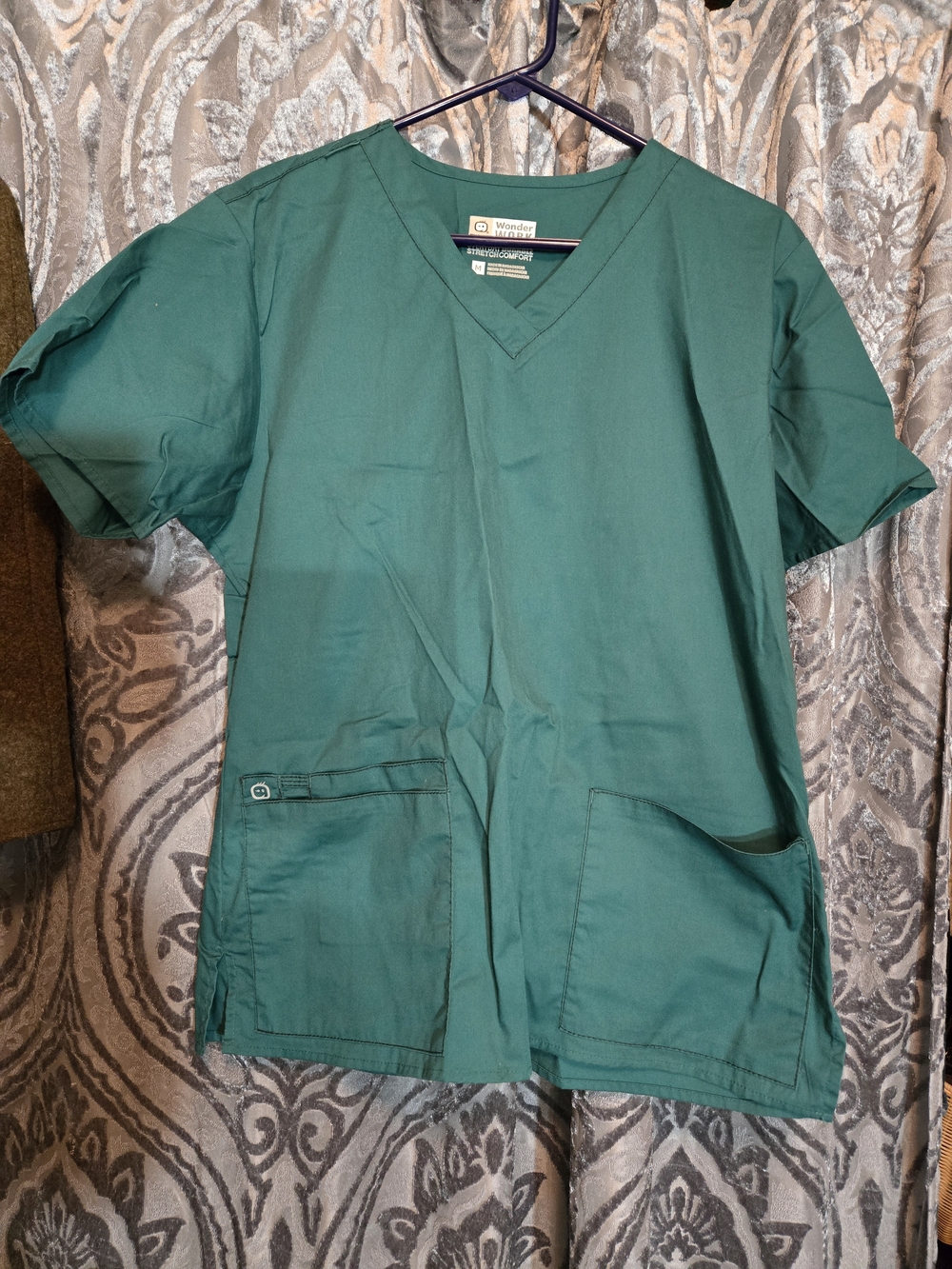 WonderWork Women's Green V-Neck Scrub Top
